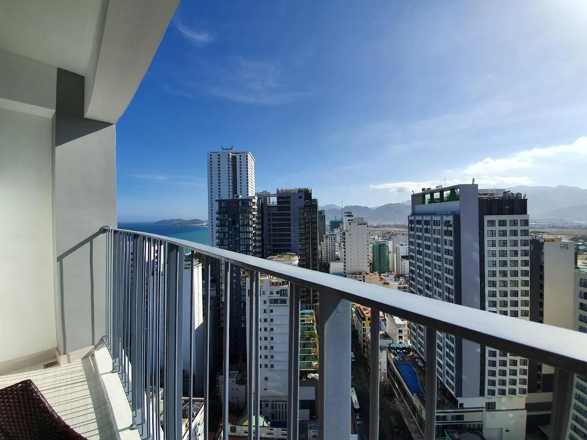 Alojamento de Acomodação e Pequeno-almoço Crystali Panorama Nha Trang Acomodação com café da manhã