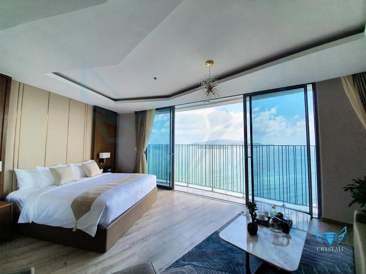 Bed and Breakfast Crystali Panorama Nha Trang 4*,